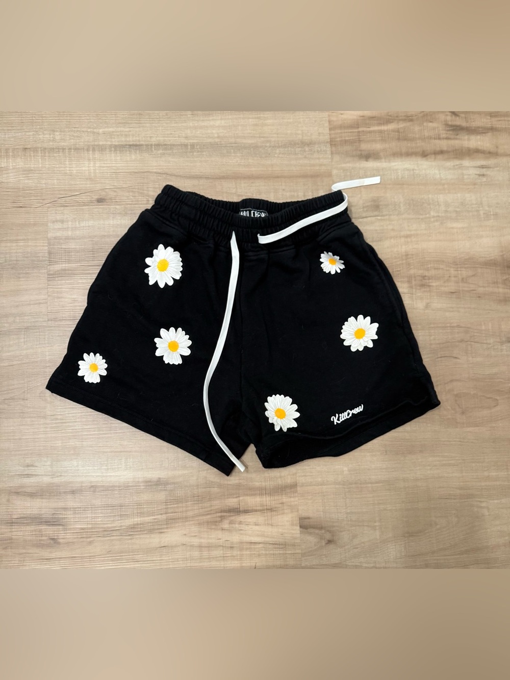 Kill Crew Shorts! Cross listed on Mercari!